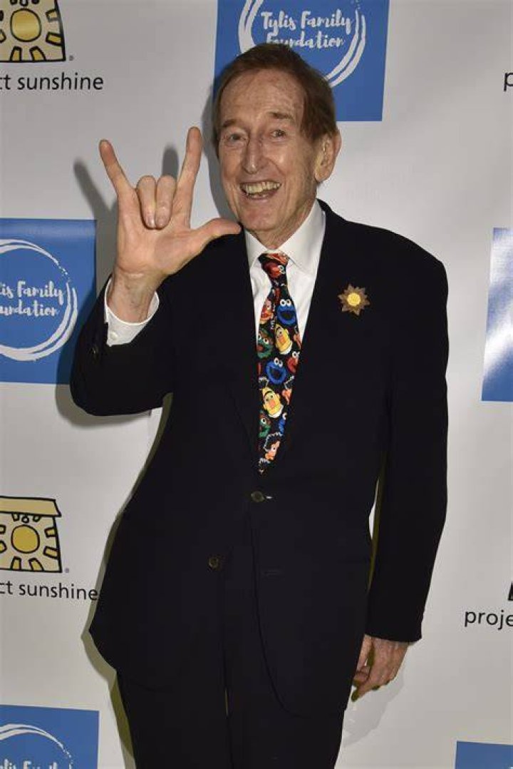 Bob McGrath Height, Weight, Net Worth, Age, Birthday, Wikipedia, Who, Instagram, Biography