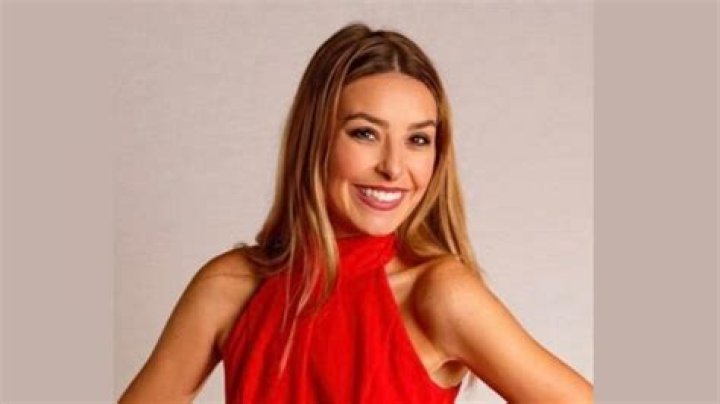 
Brooke Robinson Height, Weight, Net Worth, Age, Birthday, Wikipedia, Who, Nationality, Biography 