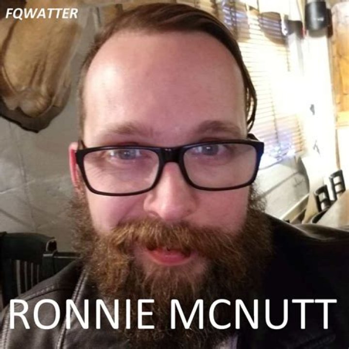 
Ronnie Mcnutt Wife Who is Ronnie Mcnutt Wife? 
